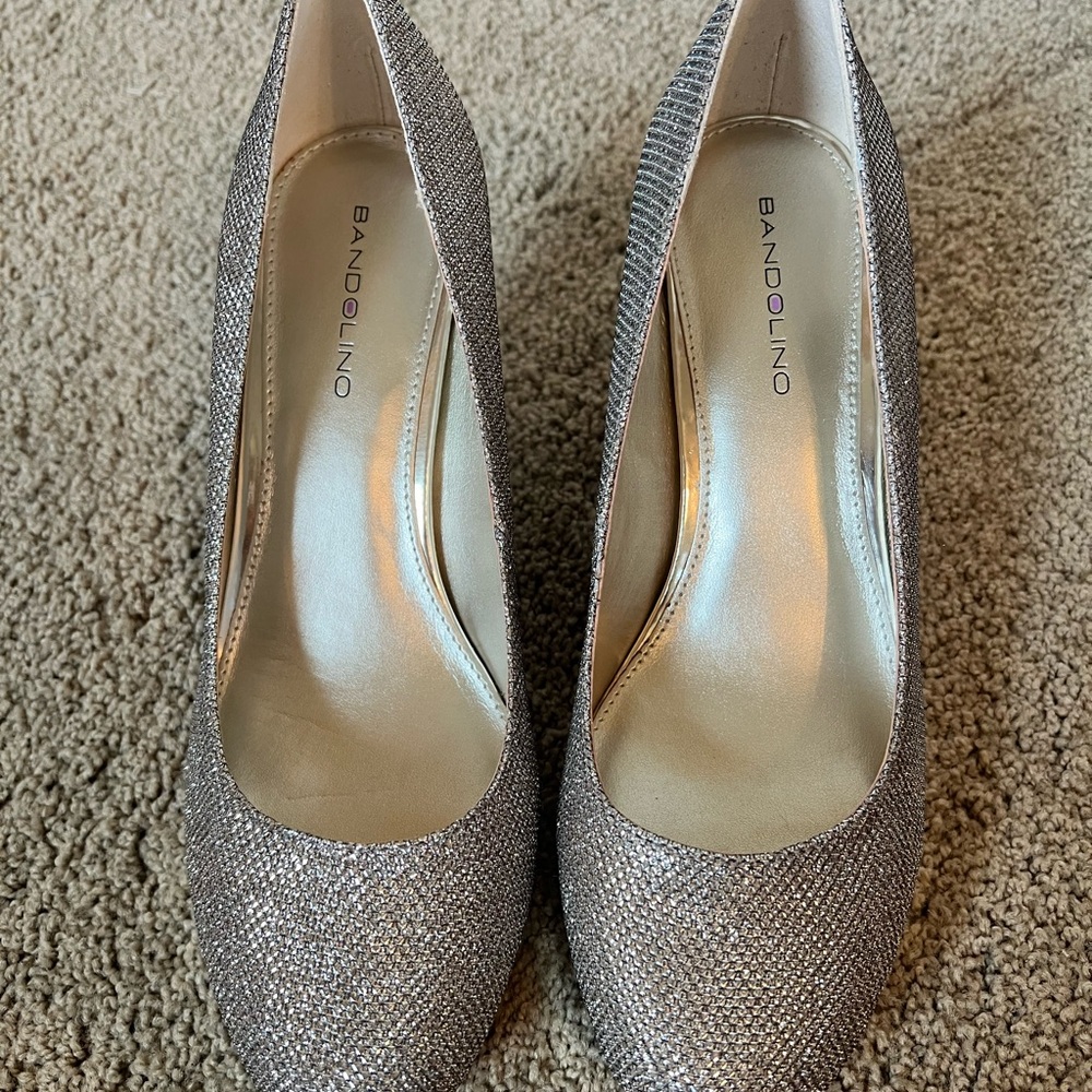 Bandolino Gold Sparkly Heels